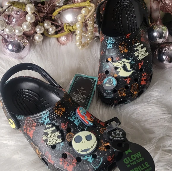 Crocs Unisex-Child Classic Disney The Nightmare Before Christmas New - Picture 1 of 10